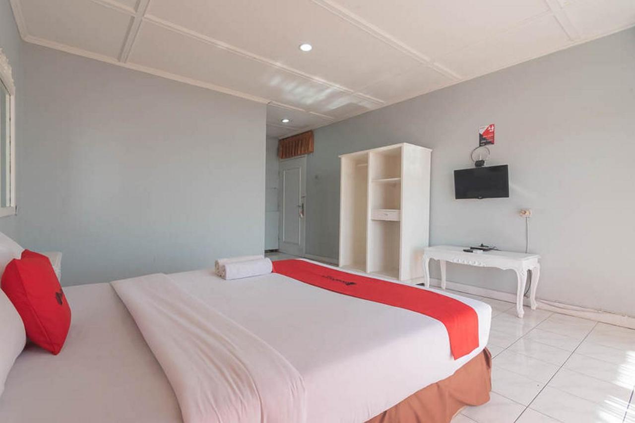 Reddoorz At Jalan Raya Lembang Hotel Padasul Eksteriør billede
