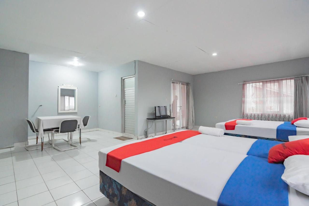 Reddoorz At Jalan Raya Lembang Hotel Padasul Eksteriør billede